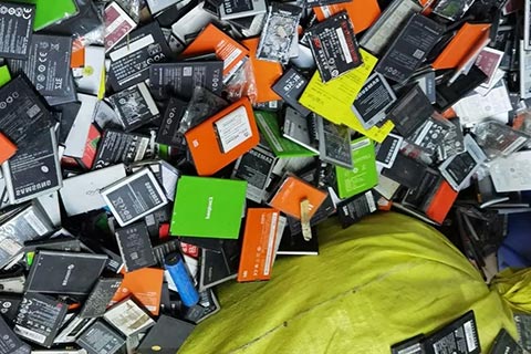 专业回收锂电池厂_32安电池回收价格_报废铅酸电池回收价格